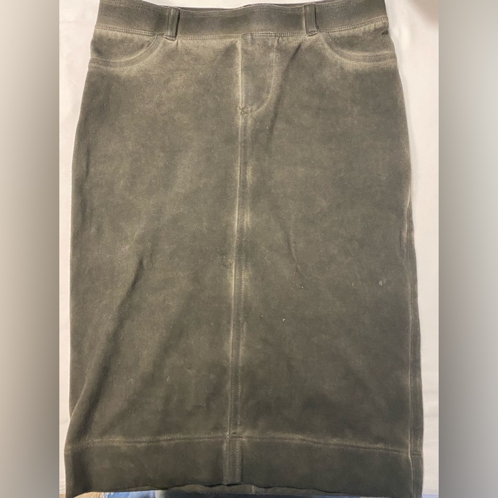 Hard Tail skirt Pencil Size Small NWOT